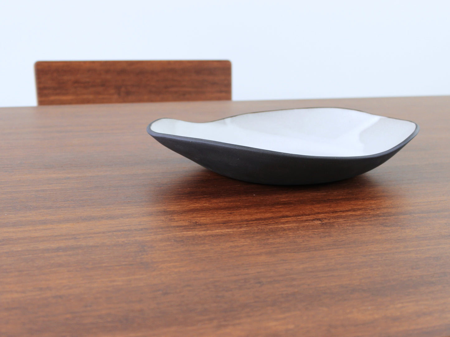 Large Rectangle Table Set - Chestnut. Set on a grey floor, against a white background.A black pottery vessels on table top.
low table, coffee table, dining table, floor desk, floor chair, floor seating, low dining table, chabudai, tatami, kotatsu, minimalist, minimalist table,
modern, japanese low table, japanese table, kotatsu, large coffee table,
large dining table