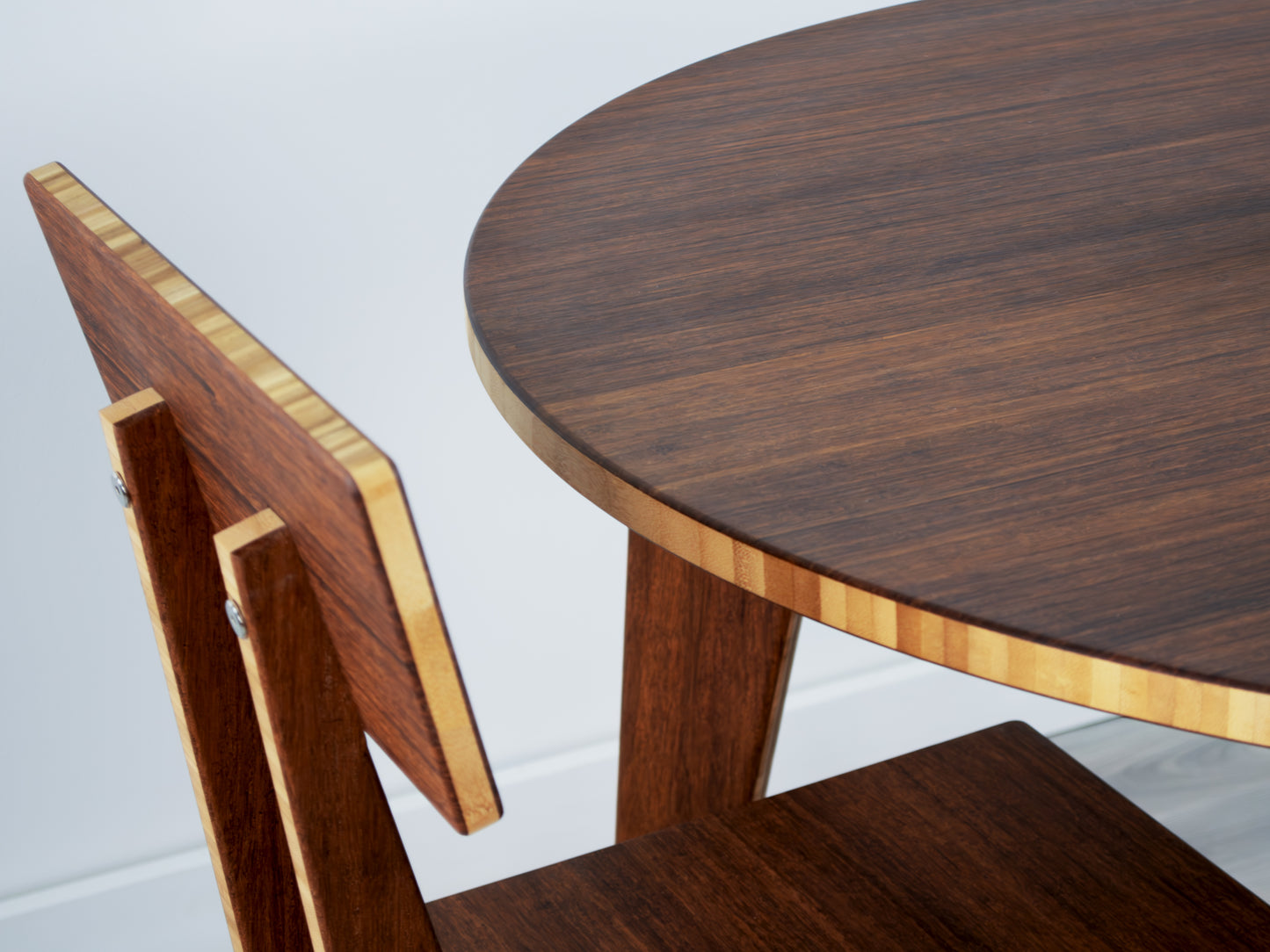 STAN Circle Dining Table - Large - Chestnut