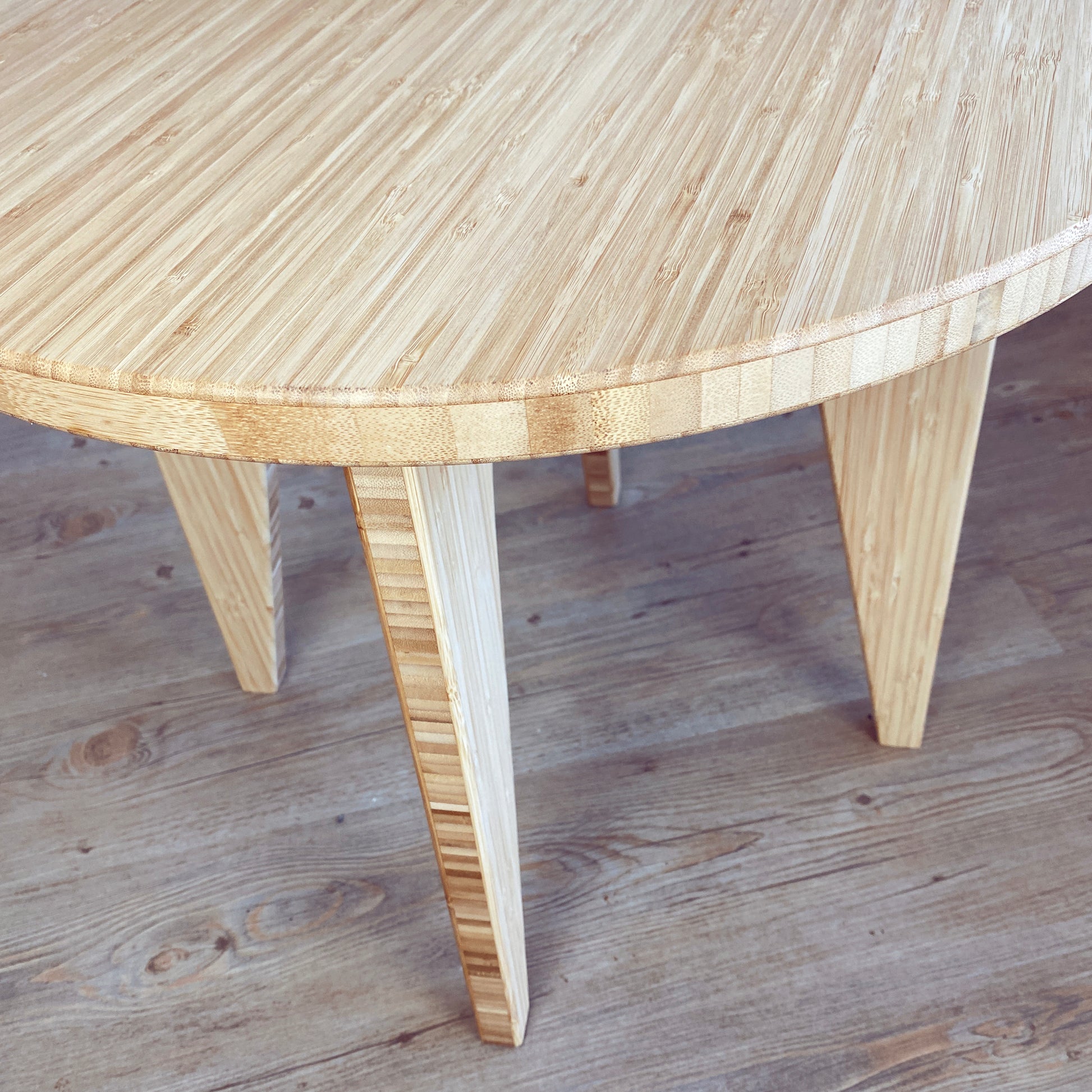 Lovely pair of Brass Faux Bamboo Side Tables - galleria62