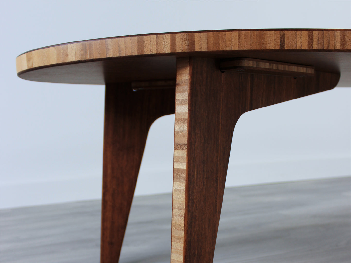 LOW Oval Table - Chestnut